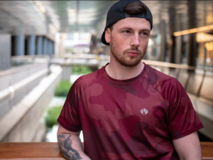 ASH BIRD Maximize Your Workout: Explore Our Range of High-Performance Gym T-Shirts (RED)